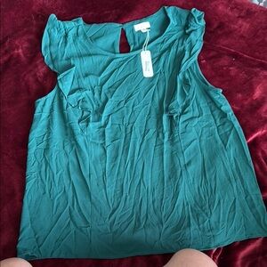Chic Emerald Green Sleeveless Blouse
